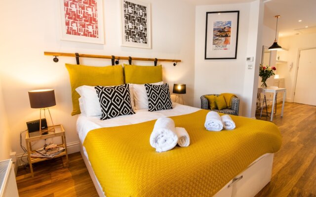 Plymouth Boutique Apartment