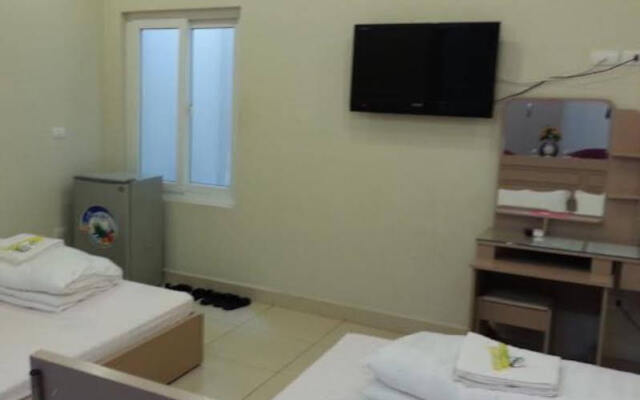 Thu Do Vang Hotel by OYO – Guest Rooms – Hanoi