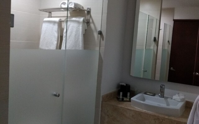 Wyndham Garden Leon Centro Max Hotel