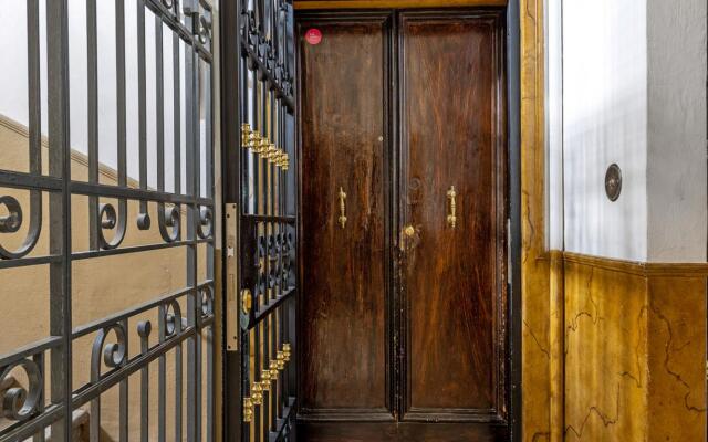 Irnerio Apartments - Black Widow by Wonderful Italy