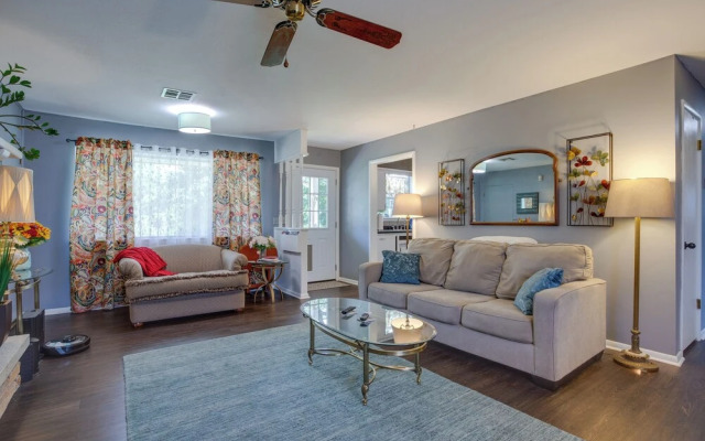 Norman Home w/ Yard, Walk to Park & OU Campus!