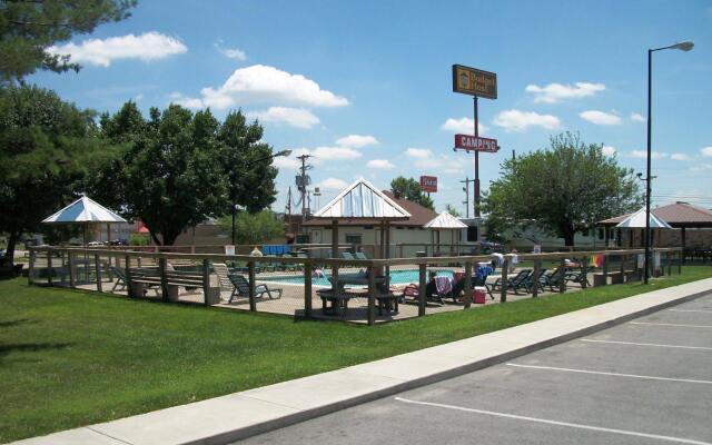 Budget Host Westgate Inn