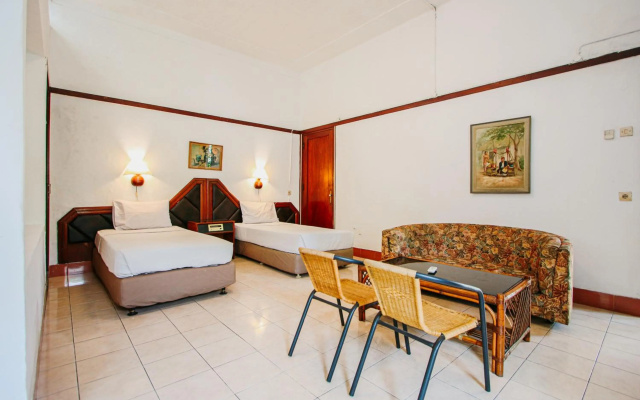 Hotel Bumi Asih – Guest Rooms – Bandung