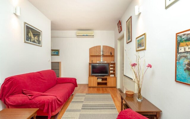Awesome Apartment in Dubrovnik With 2 Bedrooms and Wifi