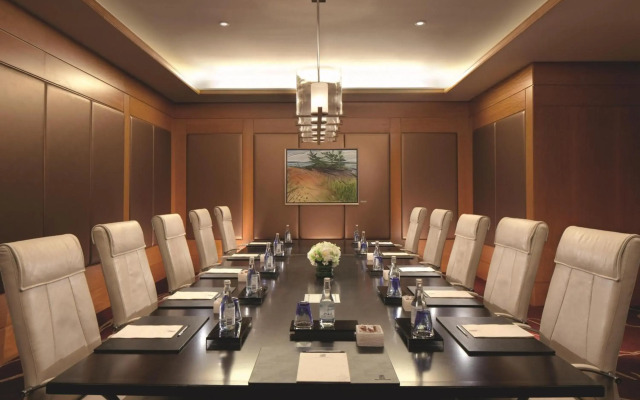 The Ritz-Carlton, Toronto