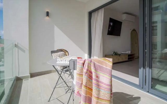 Cozy and beautiful apartment at the beach