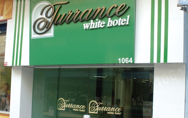 Turrance White Hotel