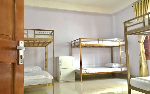 Sun's Kiss Hostel