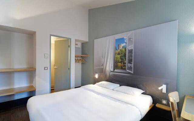 B&B Hôtel Châteauroux Aéroport