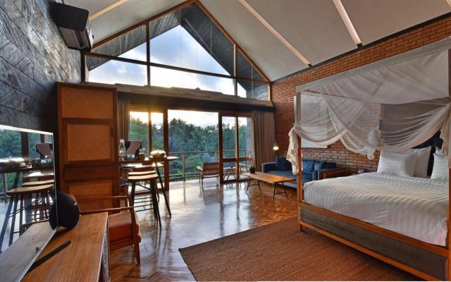 Chapung Sebali Hotel
