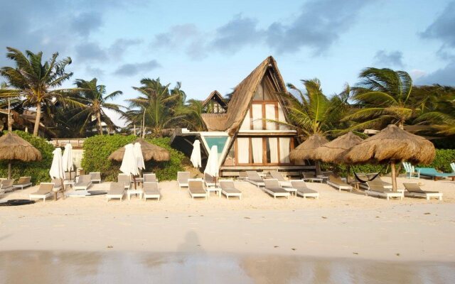 Zulum Beach Club & Cabañas