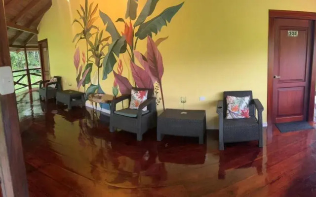 Hosteria Ojo de Agua