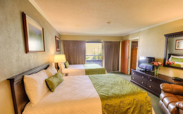 Fairmont Hot Springs Resort