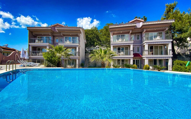 Fethiye Nokta Kaya Suit