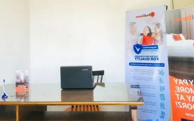 RedDoorz @ El Cuarto SRP Talisay