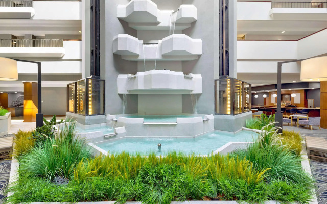 DoubleTree by Hilton Davenport