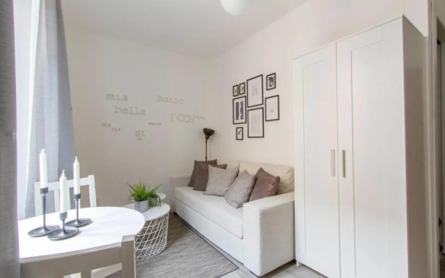Compact and charming studio Porta Venezia