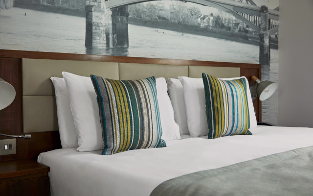 Seraphine Hammersmith Hotel