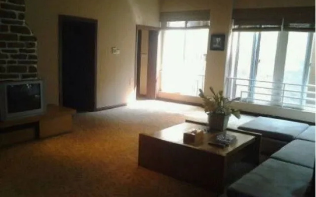 Qingfeng Gorge Resort Hotel