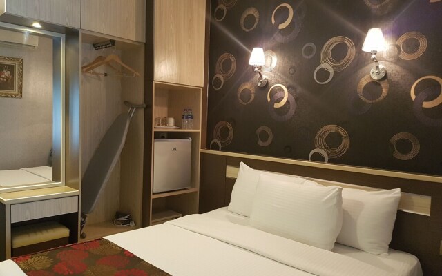 De Kpmj Boutique Hotel