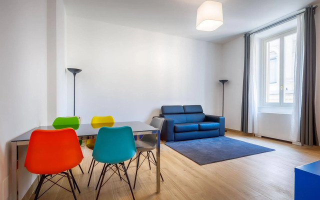 Home Town at Spanish Steps