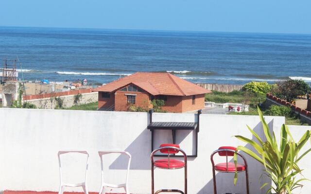 Kolam Elliots Beach