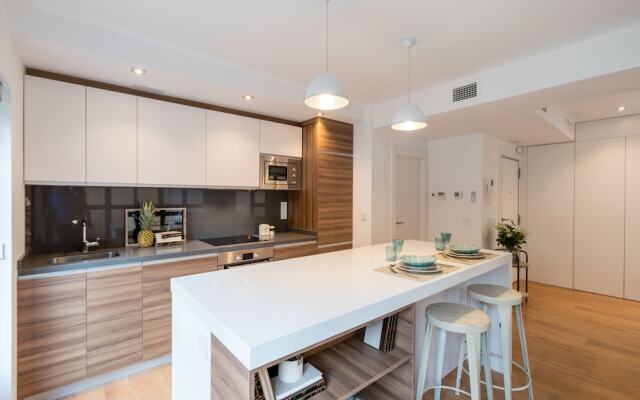 Chezmoihomes Plaza Nueva Penthouse