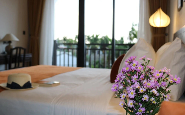 Roxana River Villa