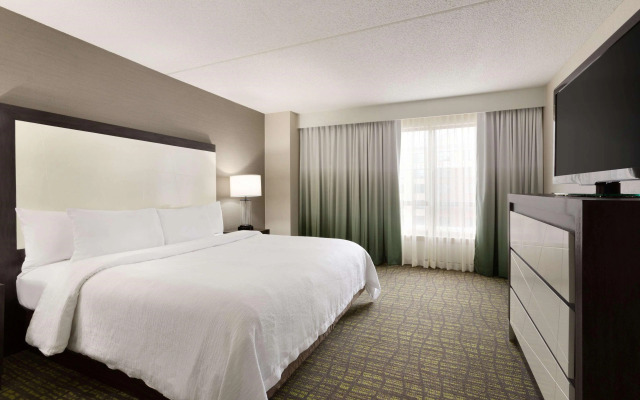 Embassy Suites by Hilton Newark Wilmington South