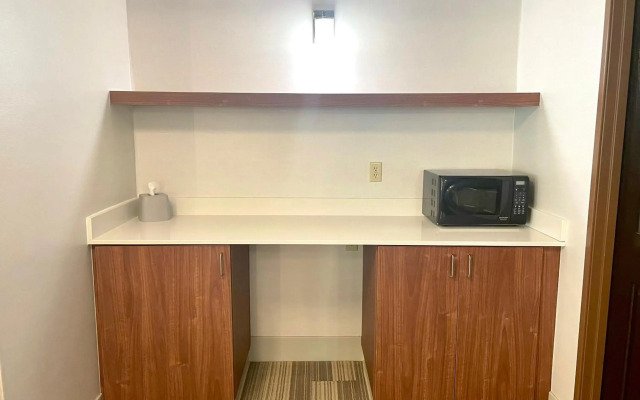 Holiday Inn Express Houghton-Keweenaw by IHG