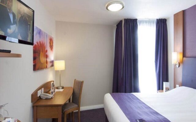 Premier Inn Lichfield North East (A38)