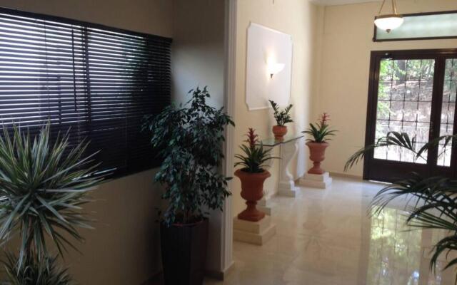 Cozy Apartment in Acropolis With Roof Garden