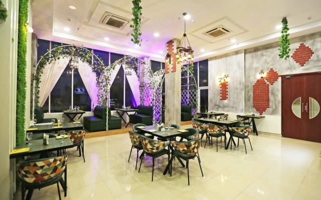 Palette - Red K  Velvet