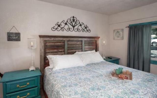 The Rustique Bungalows