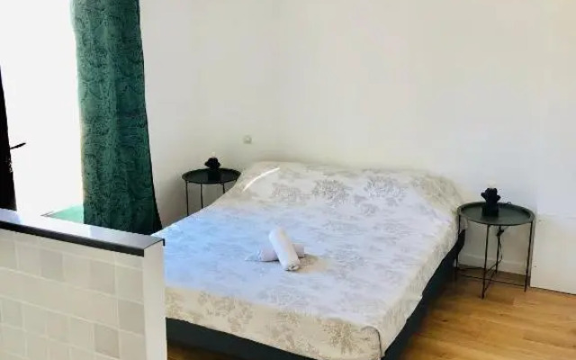 Maison familiale, à 100 mètres plage.