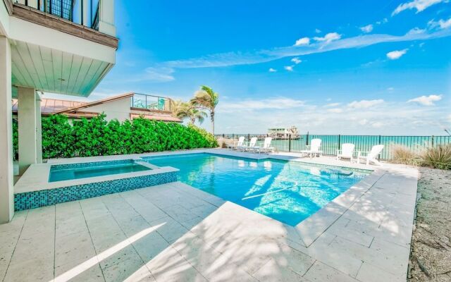Bay View Beauty by AMI Locals