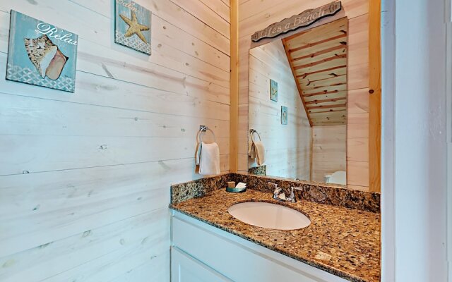 The Commons #801 - Three Bedroom Townhome