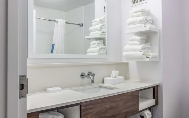 Hampton Inn Youngstown-North