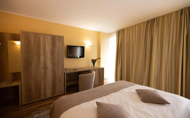 Perla Hotel