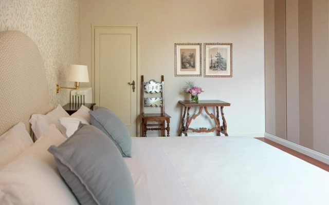 Luxury Estate on the Hills of Lake Garda