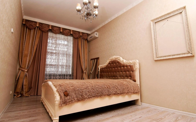 Апартаменти на Дмитра Яворницького