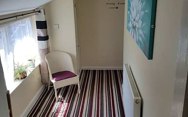 Riverside Guest House