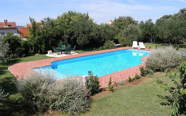 Villa Yellow House