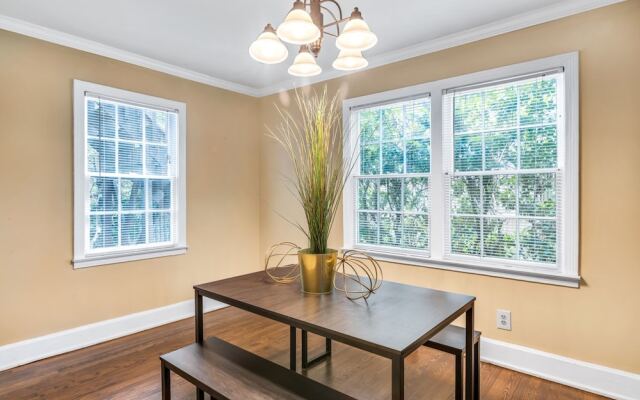 Charming LaVista bungalow