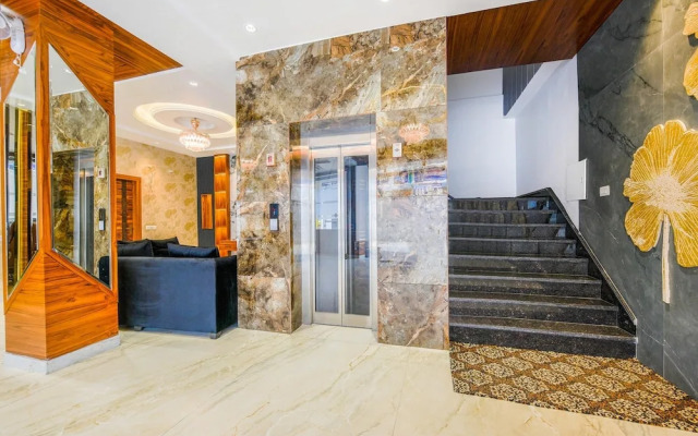 FabHotel Rolt