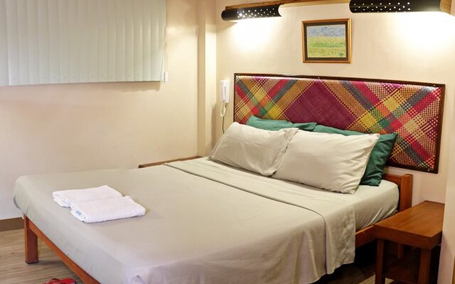 Bahay Ni Tuding Inn & Bistro