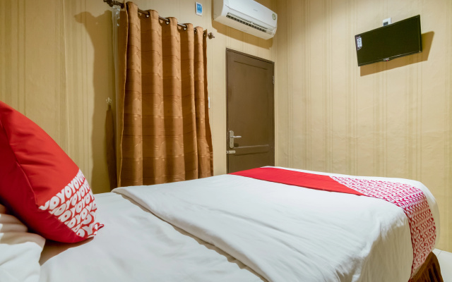 Hotel O Medan Near Gajah Mada formerly Hotel Indah Raya – Guest Rooms – Medan