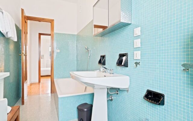 Porta San Felice e Paladozza Apartment