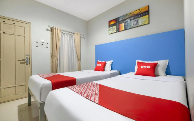 OYO 3846 Rumah Prambanan Syariah – Guest Rooms – Klaten