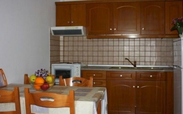 Lea Family Apartments